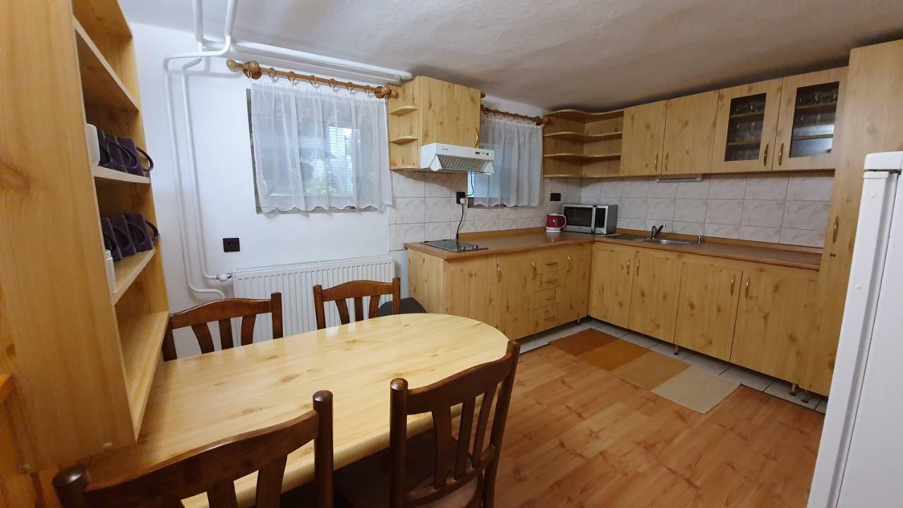 Apartmany Anna Bešeňová 외부 사진